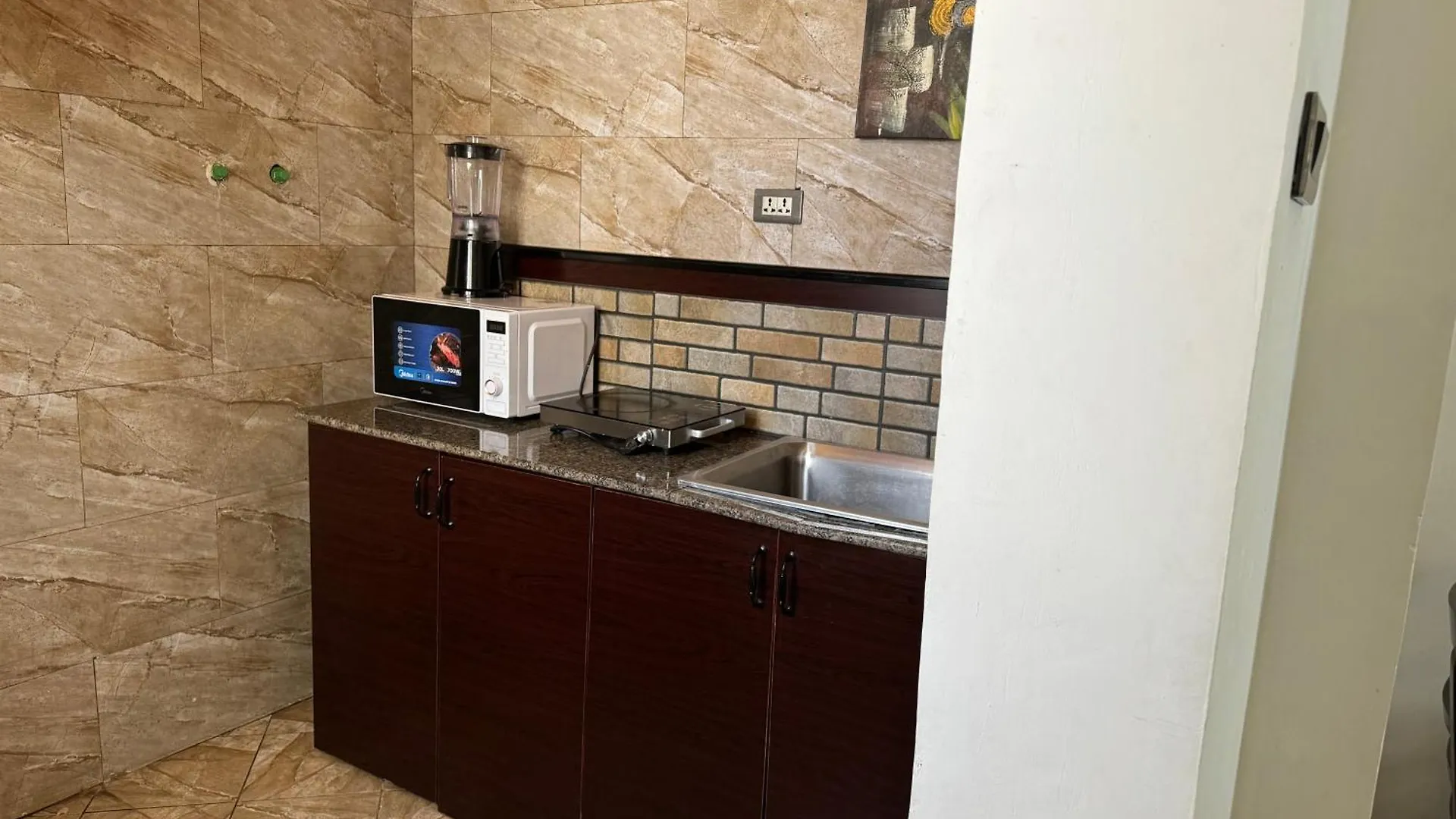 Road Map Guest House أديس أبابا