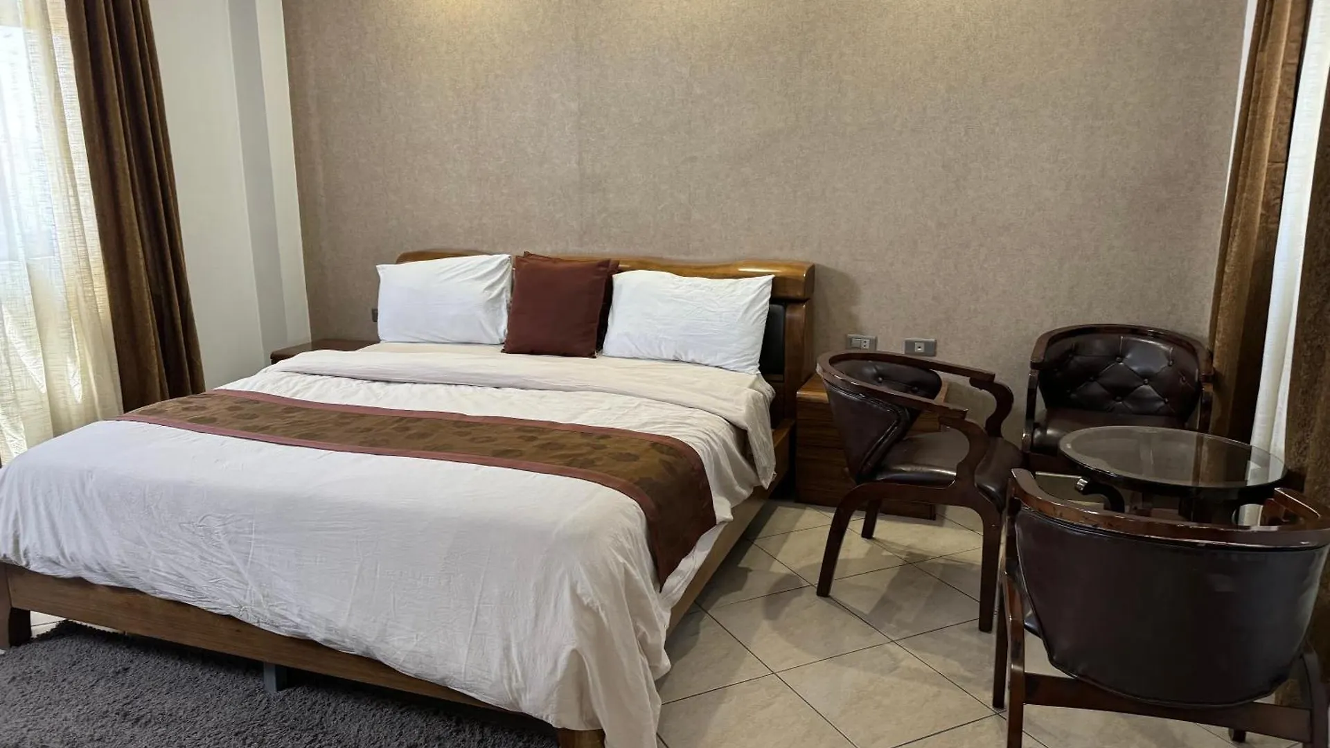 شقة Road Map Guest House أديس أبابا إثيوبيا